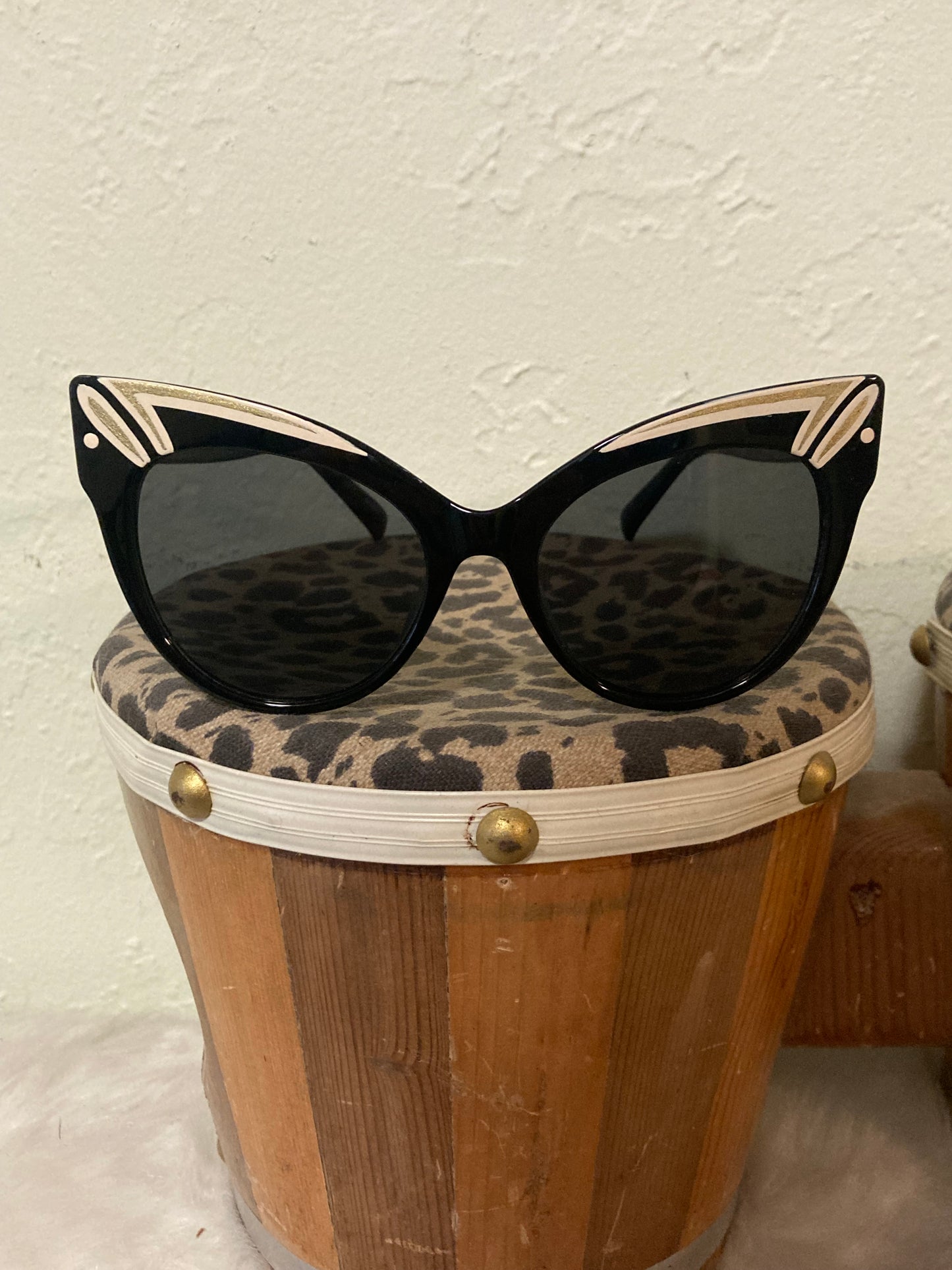 Pinstriped sunnies