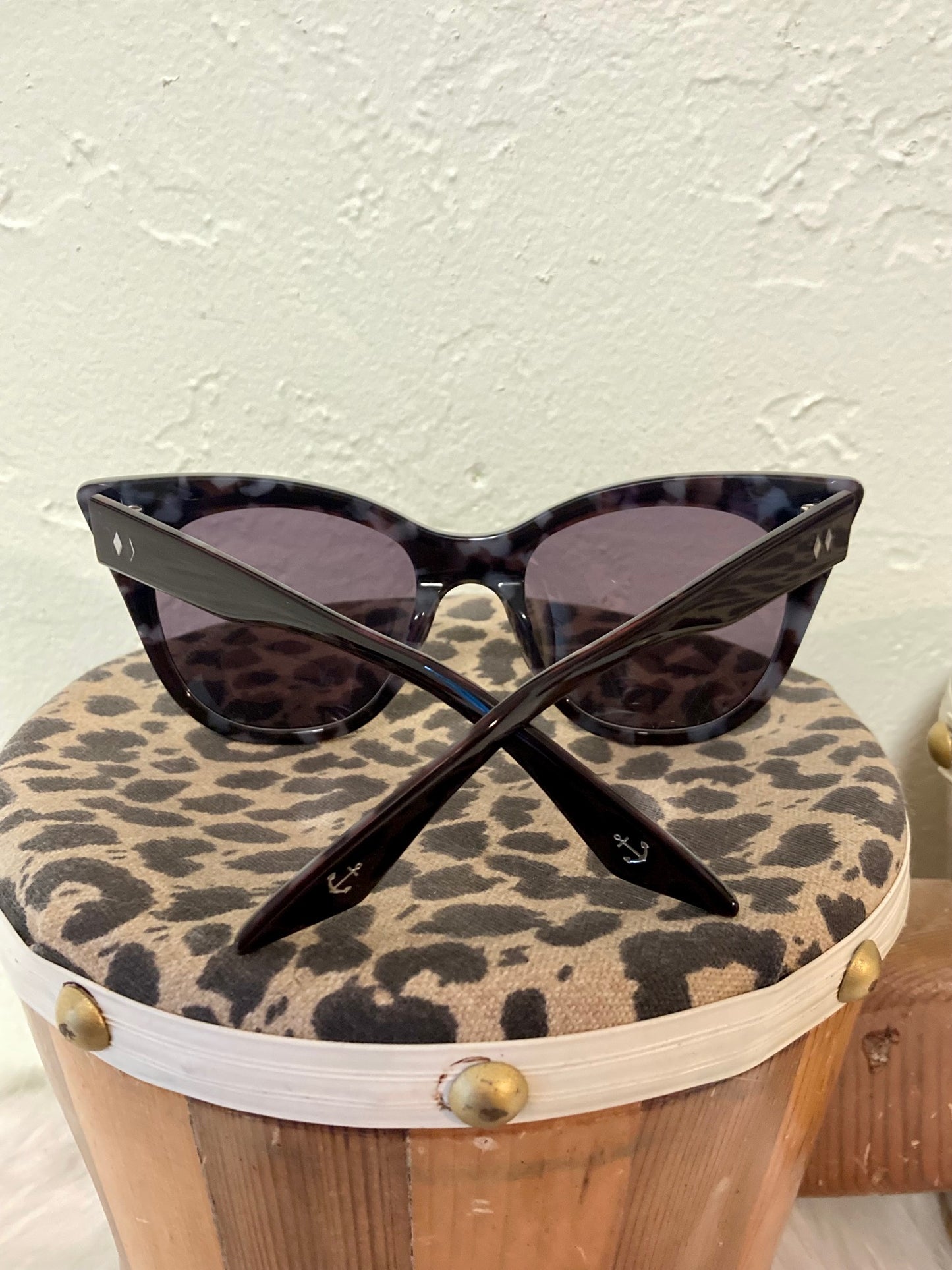 Tres Noir Sunnies