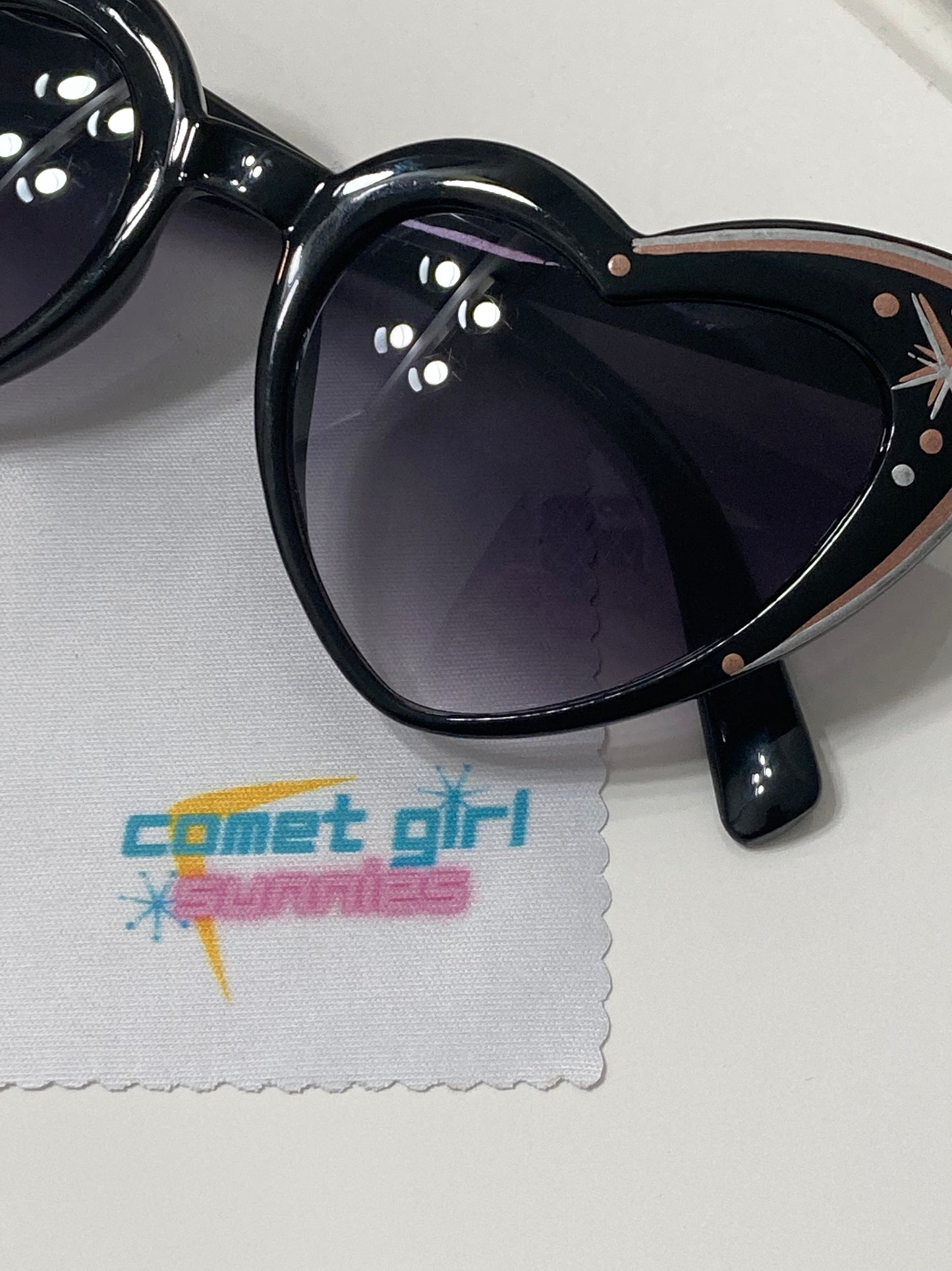 Sunnies Cleaning Cloth