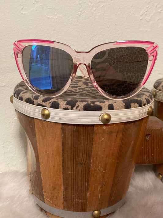 Pinstriped sunnies