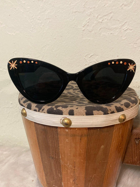 Pinstriped sunnies