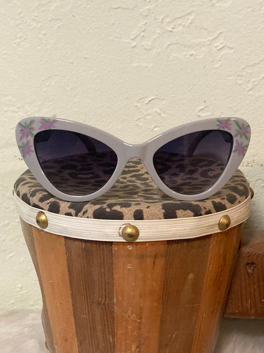Pinstriped sunnies