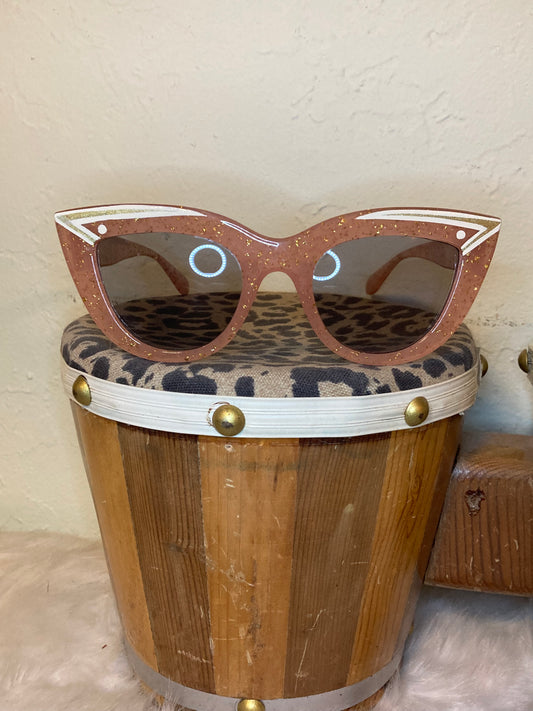 Pinstriped sunnies