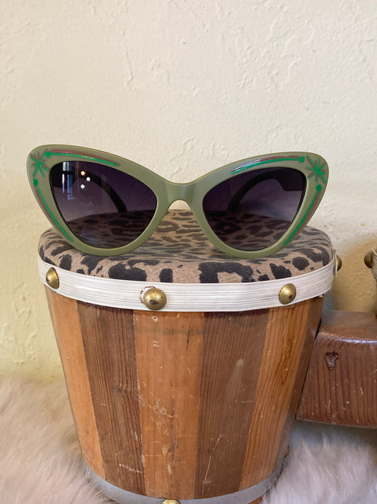 Pinstriped sunnies